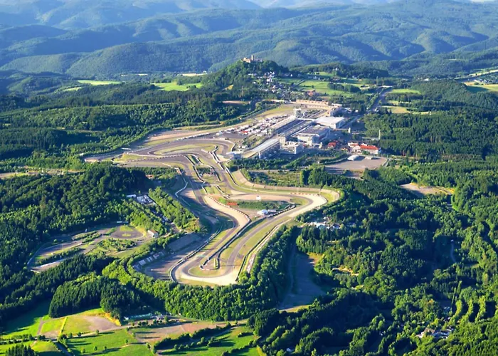 Ferienparadies An Der Utzig Quelle Roth (Vulkaneifel)